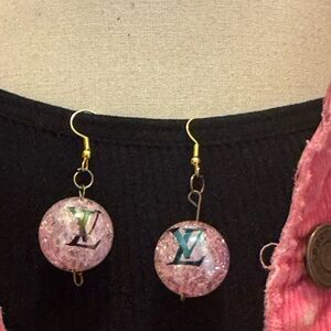 Chic Pink Dangle Earrings
